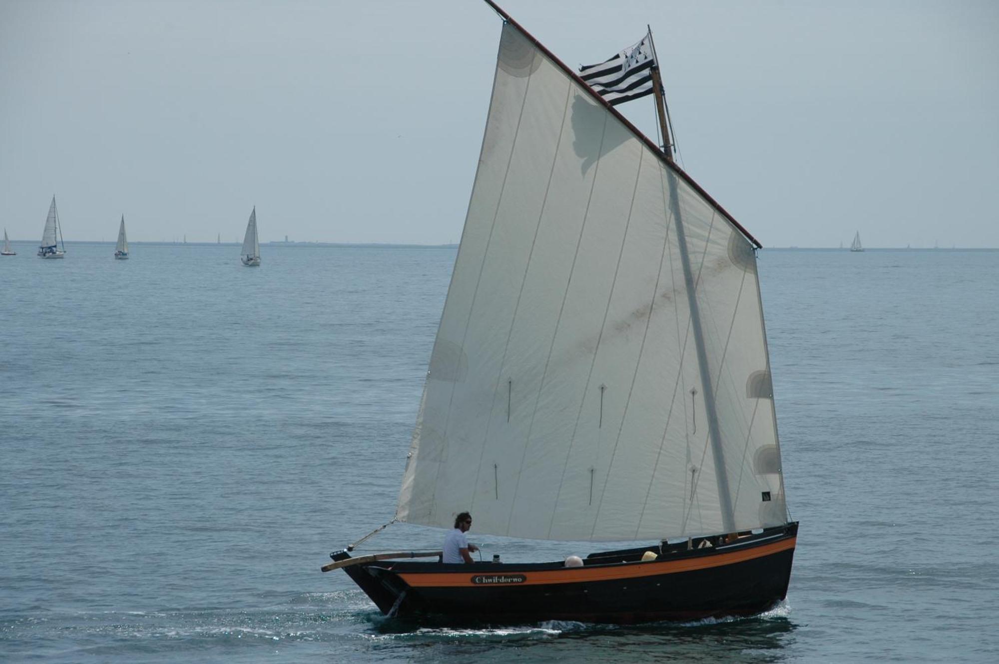 Votre Vue, La Mer, Les Bateaux !!! Wir Sprechen Flieben Deutsch, Touristentipps, We Speak English Concarneau Esterno foto